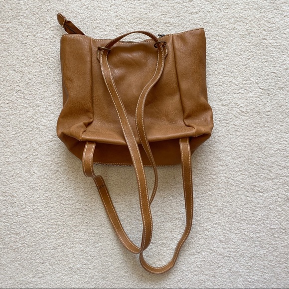 Abercrombie and Fitch 2 in 1 Crossbody/Backpack - Picture 3 of 3